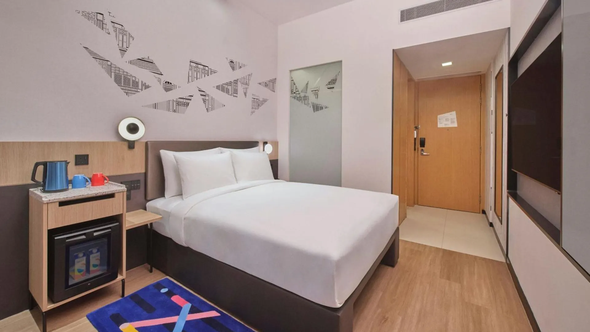 Aloft Singapore Novena 4*,