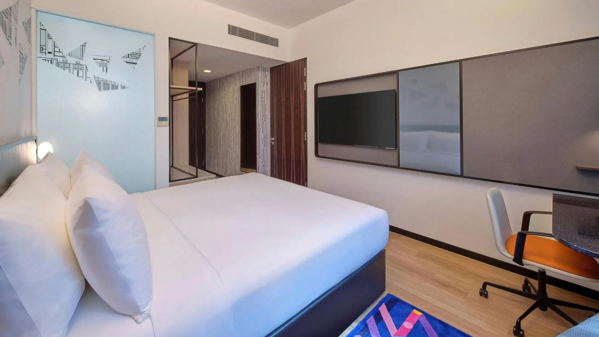 Aloft Singapore Novena Hotel